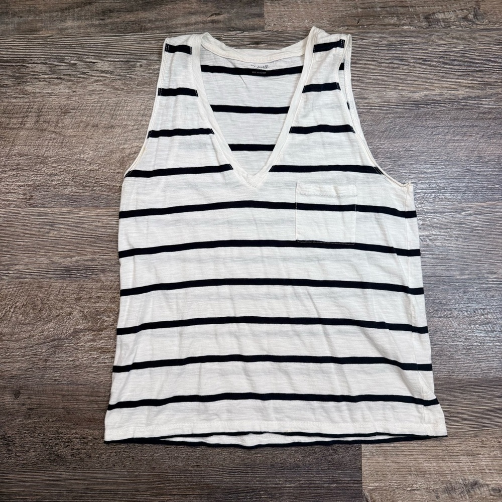 Madewell Navy Stripe V Neck Pocket Tank size Small